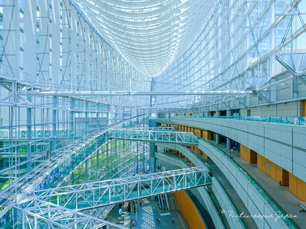 東京国際フォーラムガラス棟7階からの眺め