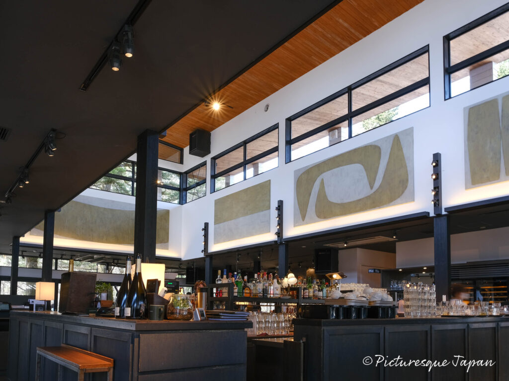 ベーカリー&レストラン沢村 旧軽井沢の内観