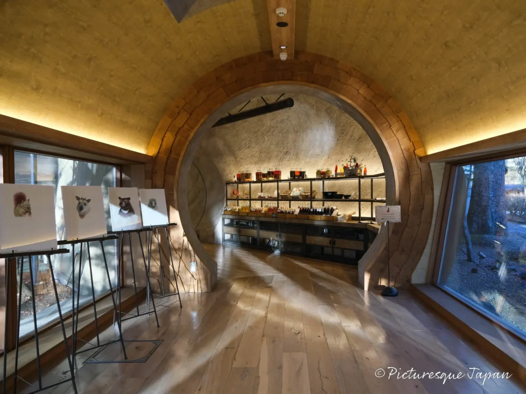 クレソン・リバーサイド・ストーリー 旧軽井沢の内観